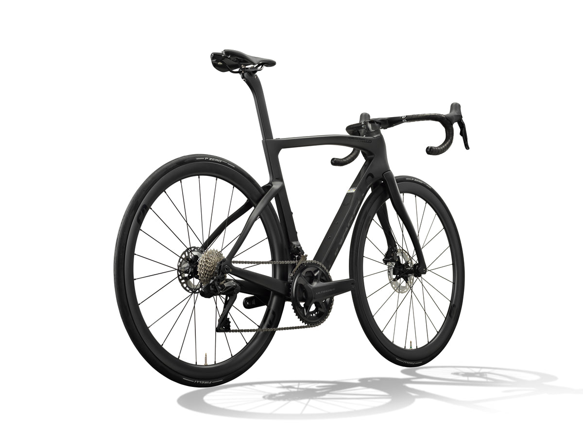 Pinarello_F7_DT_Swiss_A1800_Spline_D102-Razor_Black_Ultegra_Di2_12v-3